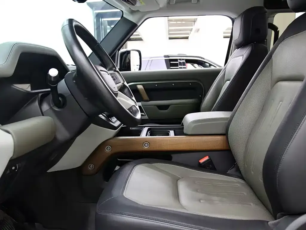 Land Rover Defender 2022 из CN, фото 3