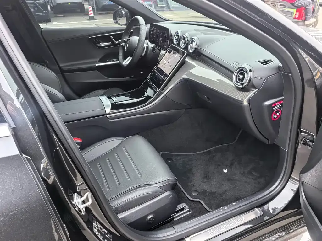 Mercedes-Benz C-Class 2025 из CN, фото 3