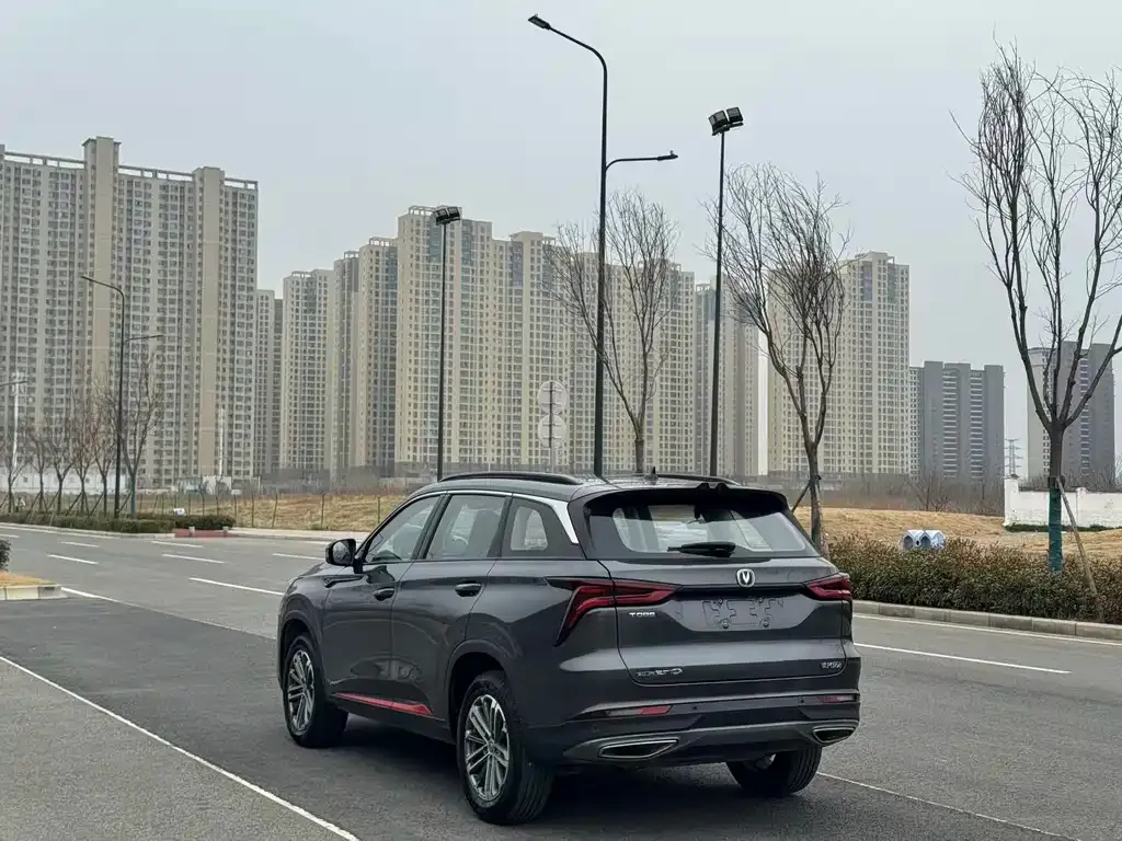 Changan CS75PLUS — фото 9
