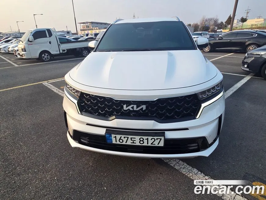 Kia Sorento — фото 1