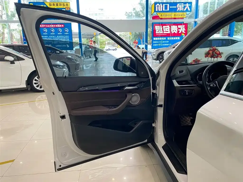 BMW X1 2022 из CN, фото 9