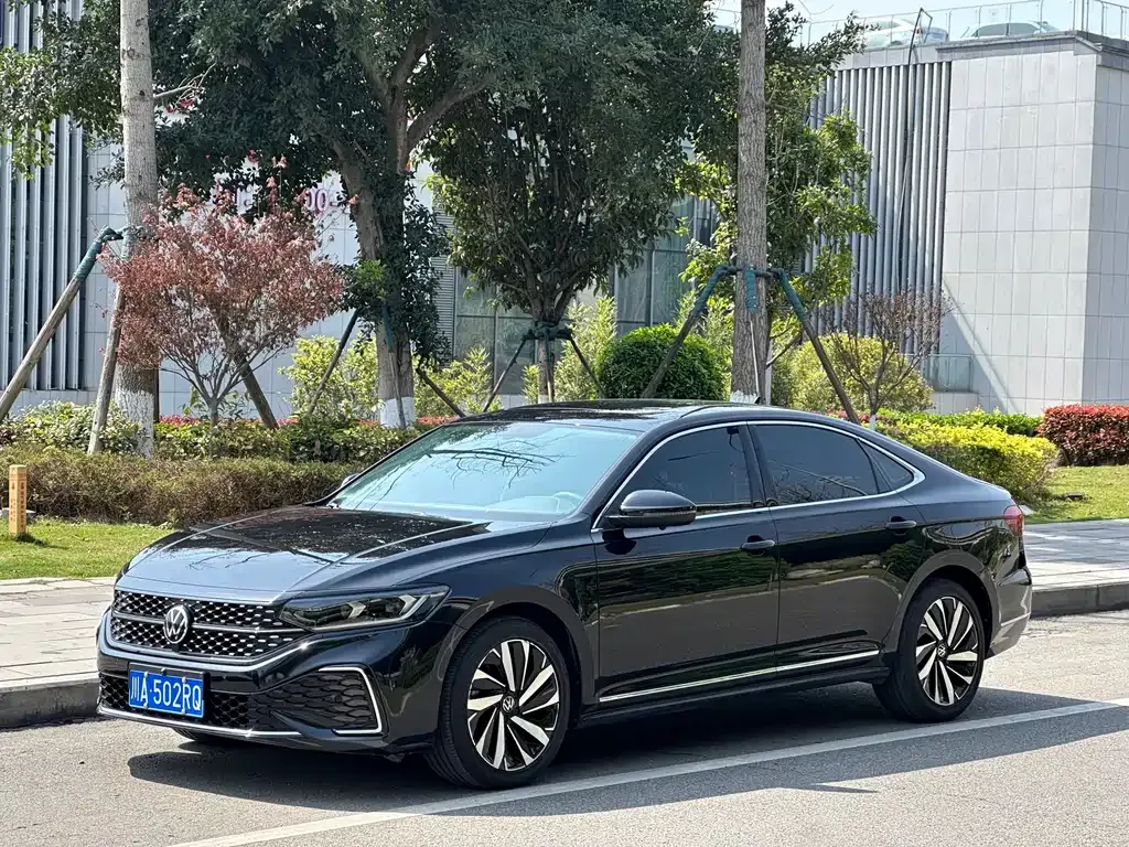 Volkswagen Passat 2021 из CN, фото 1