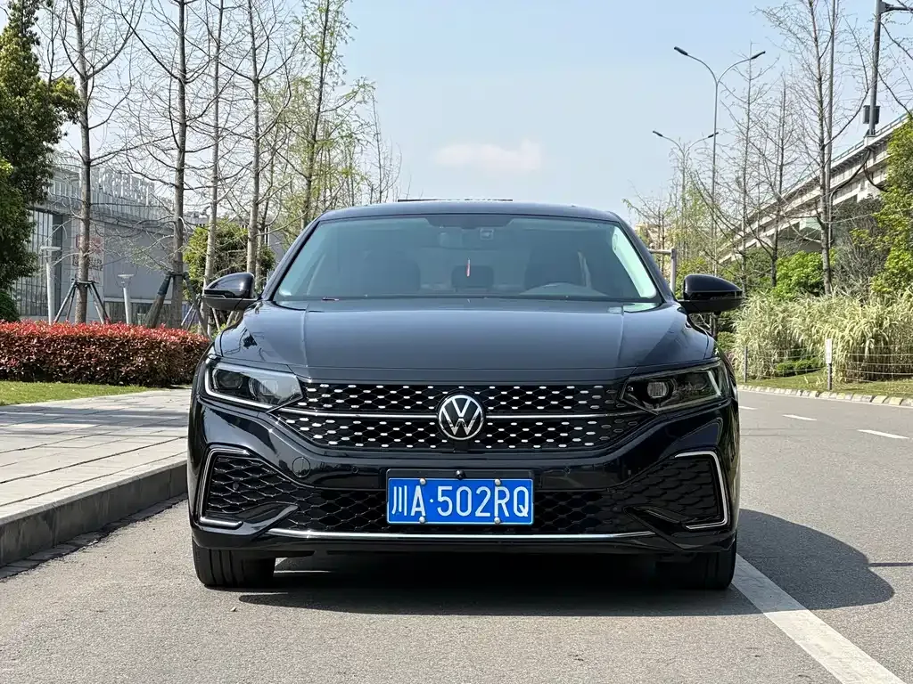 Volkswagen Passat 2021 из CN, фото 6