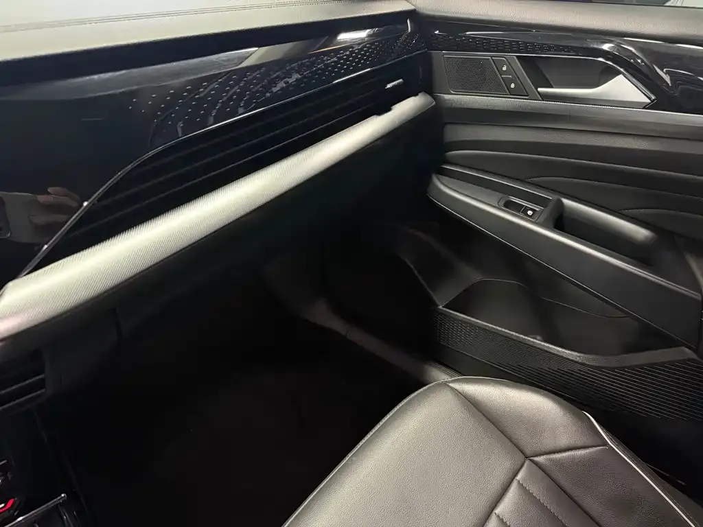 Volkswagen Passat — фото 4