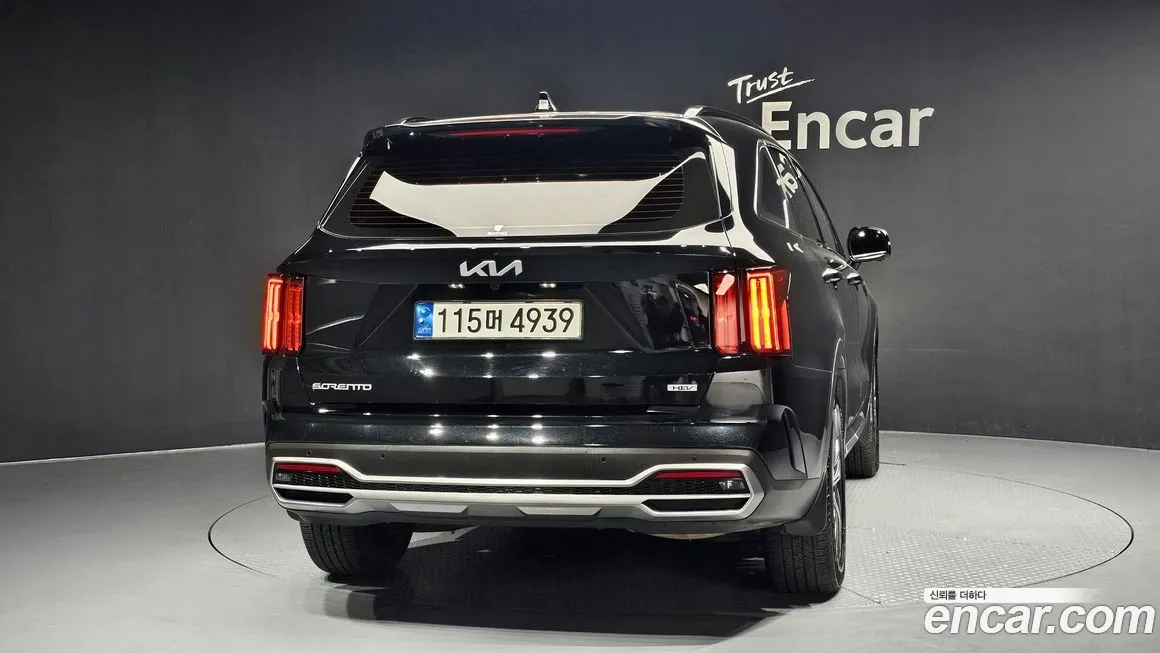 Kia Sorento — фото 10