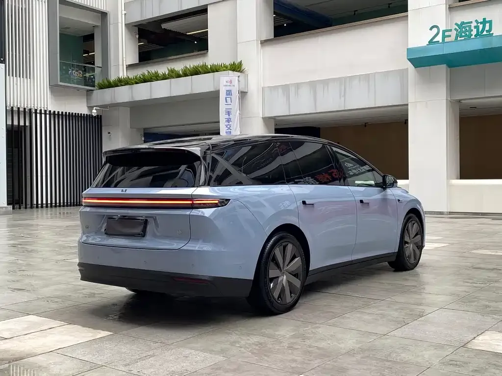 Li Auto i8 2025 из CN, фото 2