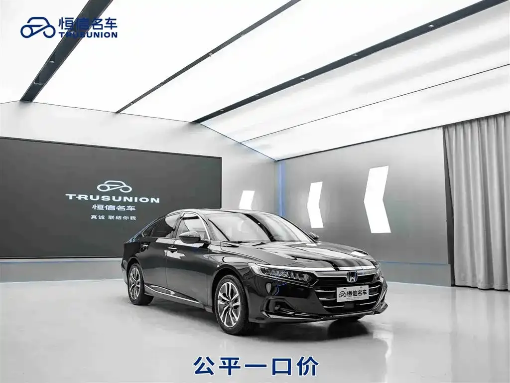 Honda Accord — фото 1
