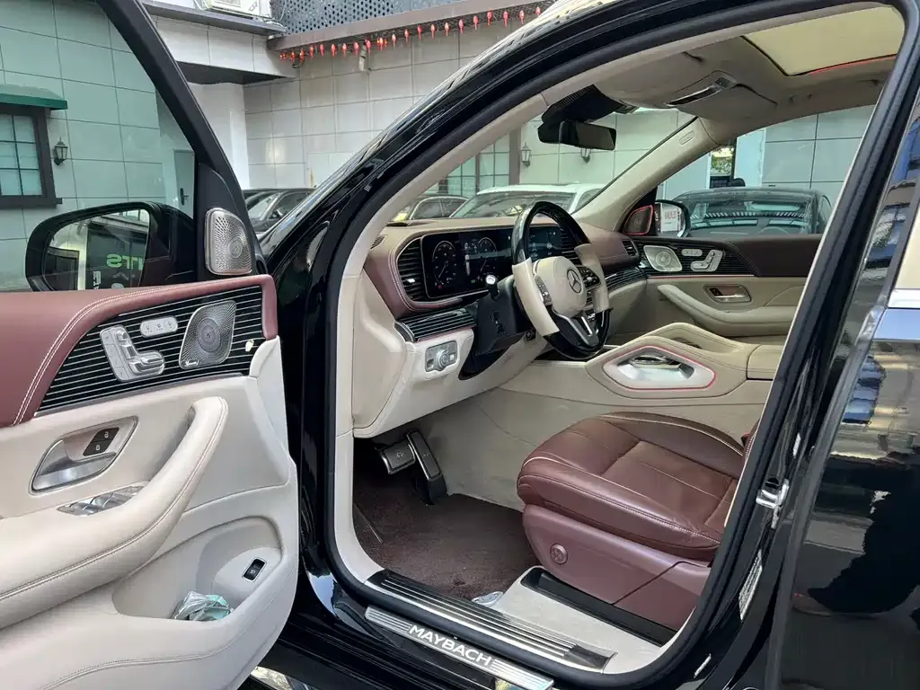 Mercedes-Benz GLS 2023 из CN, фото 5
