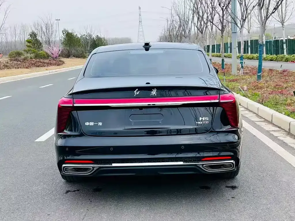 Hongqi H5 — фото 6