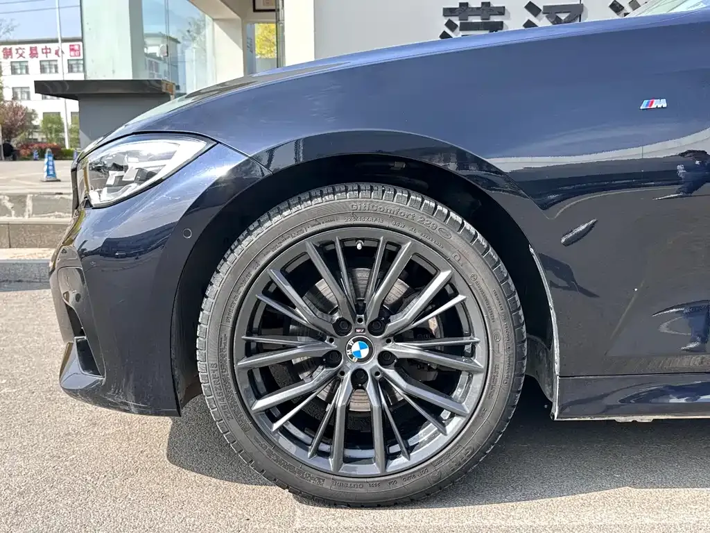 BMW 3 Series 2022 из CN, фото 9