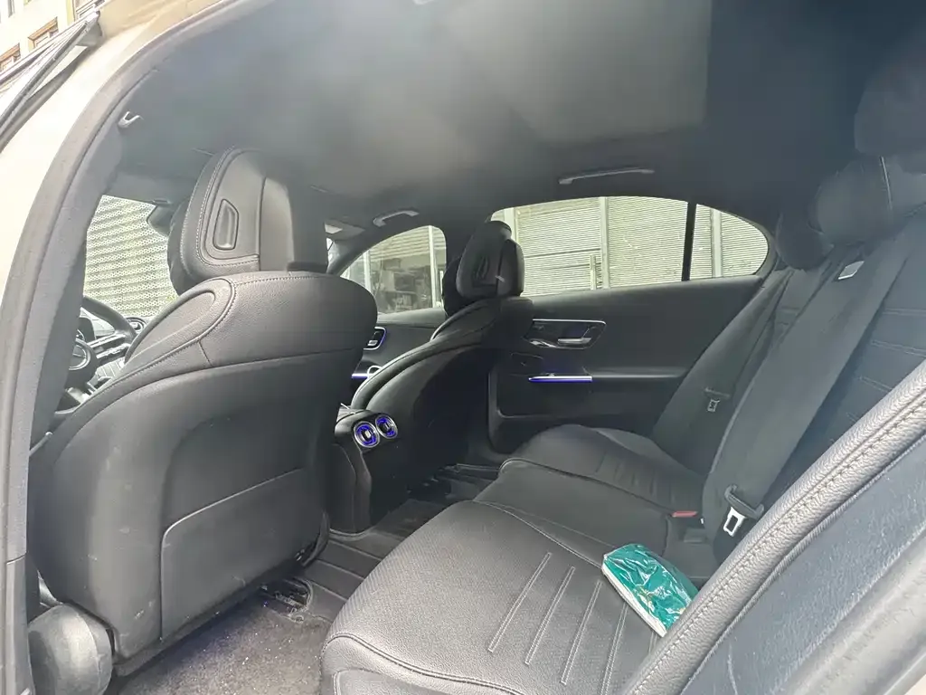 Mercedes-Benz C-Class 2023 из CN, фото 2
