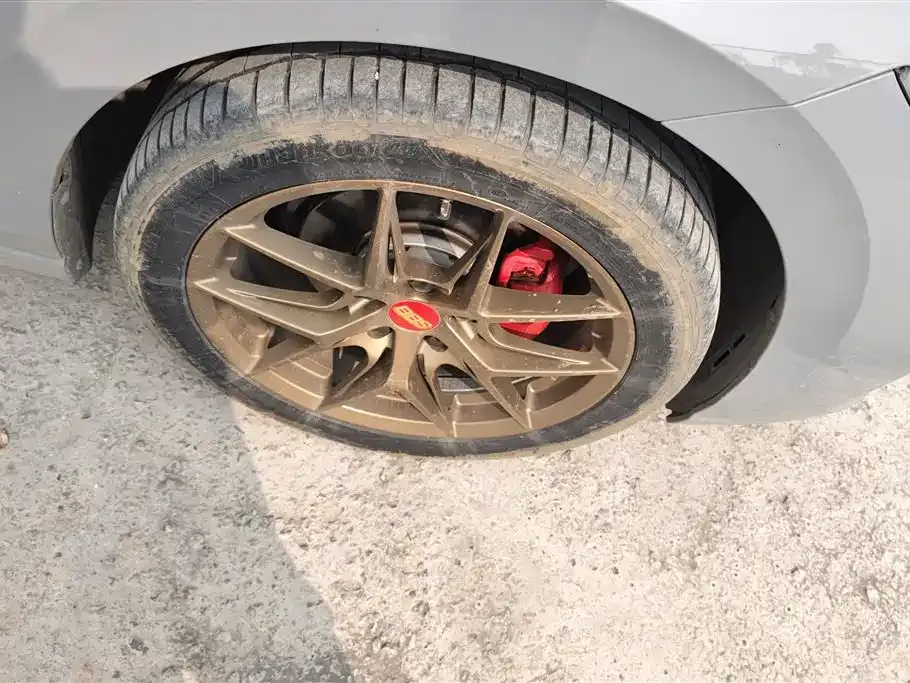 Volkswagen Golf 2022 из CN, фото 7