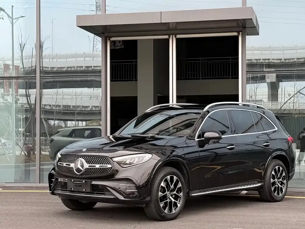 Mercedes-Benz GLC 2023 из CN, фото 1