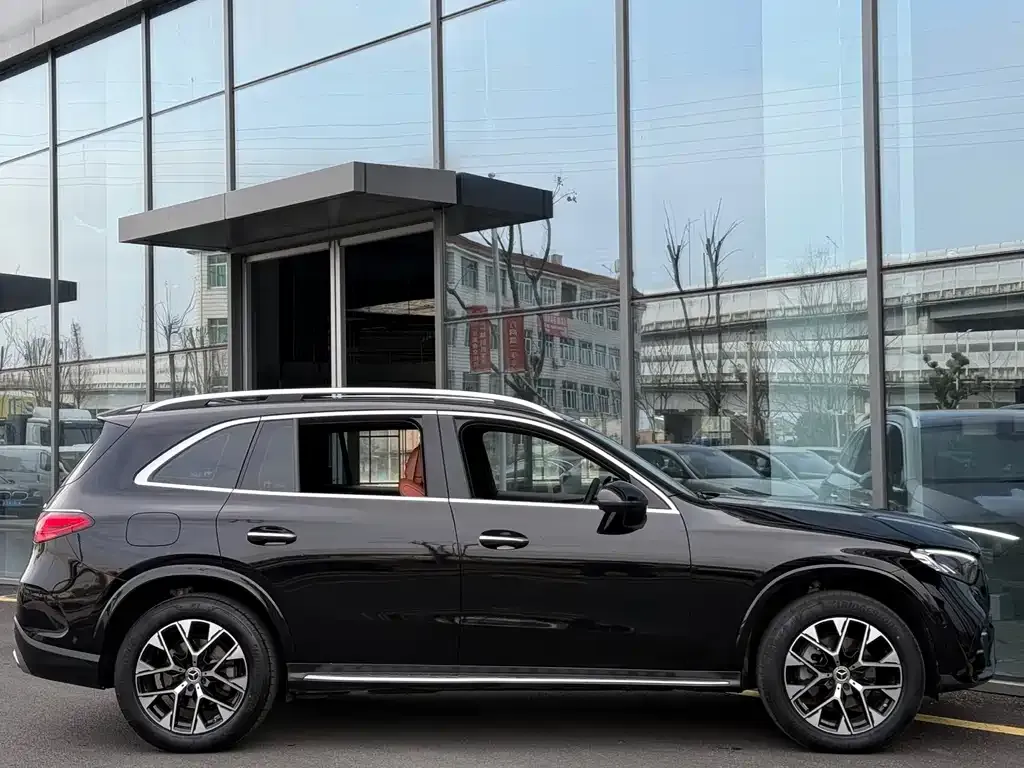 Mercedes-Benz GLC 2023 из CN, фото 10