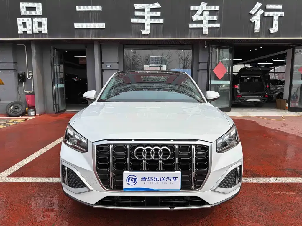 Audi Q2L 2023 из CN, фото 1