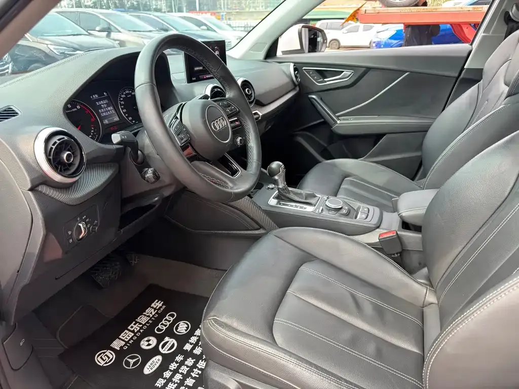 Audi Q2L 2023 из CN, фото 6
