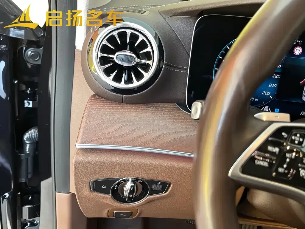 Mercedes-Benz E-Class 2023 из CN, фото 6
