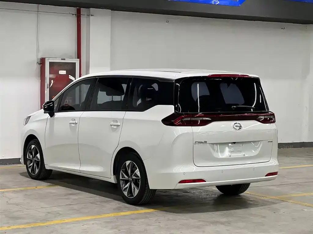 GAC Motor Trumpchi M6 — фото 3