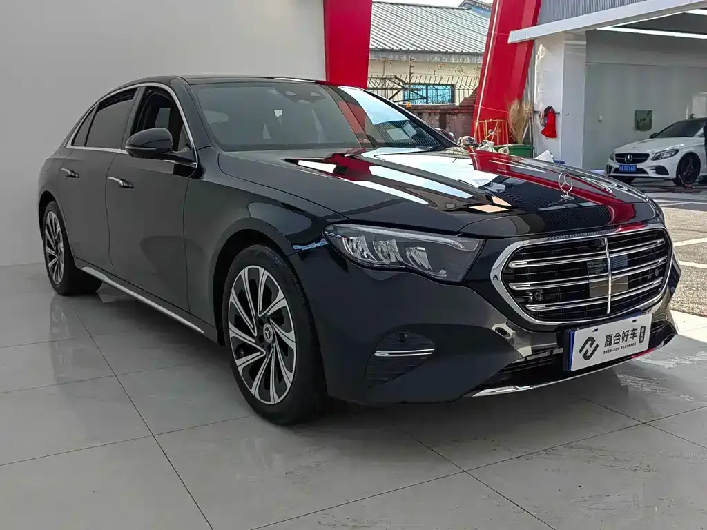 Mercedes-Benz E-Class 2024 из CN, фото 3