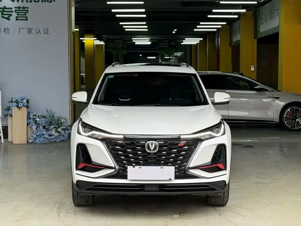 Changan CS75PLUS — фото 9