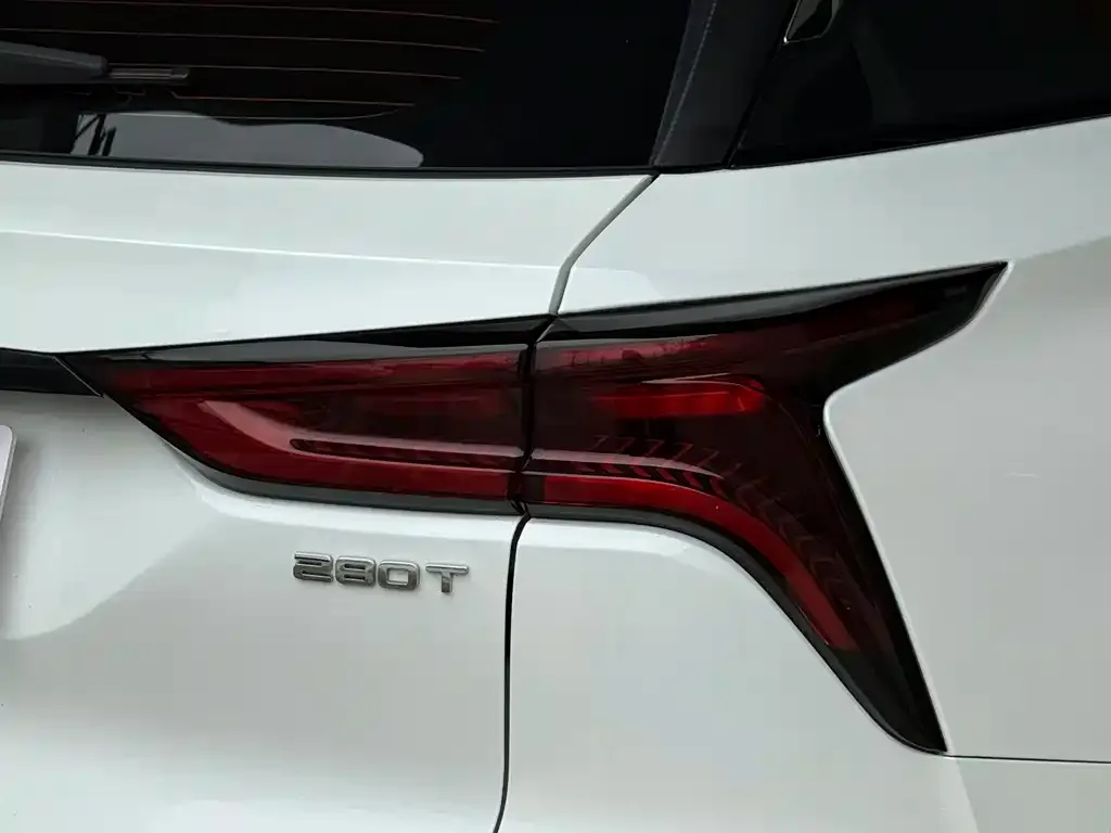 Changan CS75PLUS — фото 2