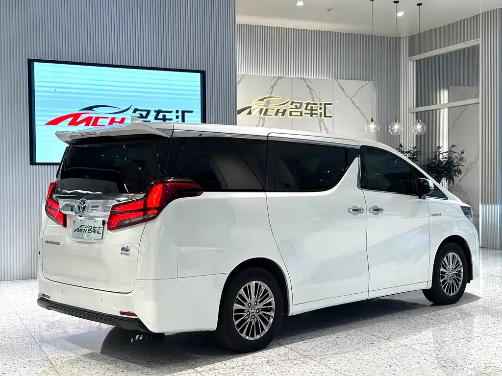Toyota Alphard 2023 из CN, фото 7