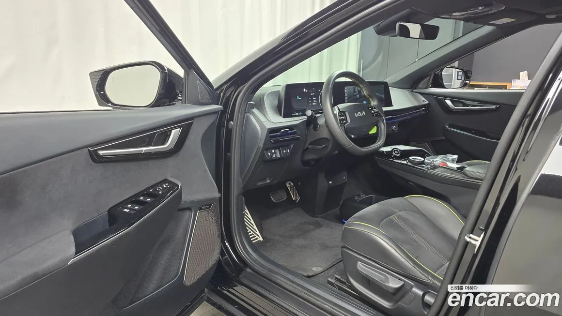Kia EV6 2023 из KR, фото 3