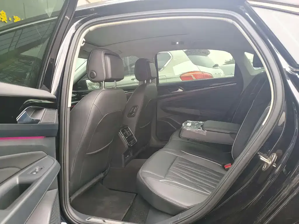 Volkswagen Passat — фото 2
