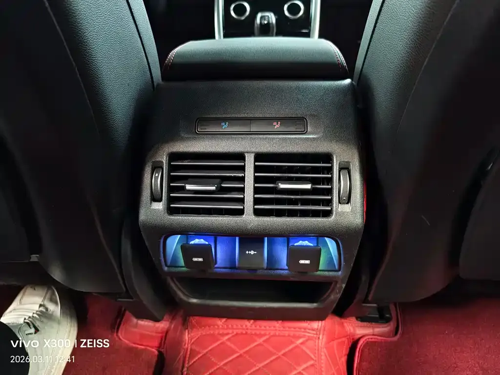 Land Rover Discovery Sport 2022 из CN, фото 2