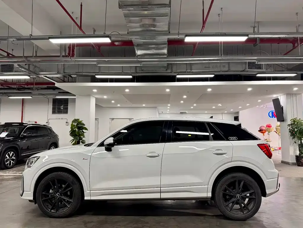 Audi Q2L 2022 из CN, фото 10