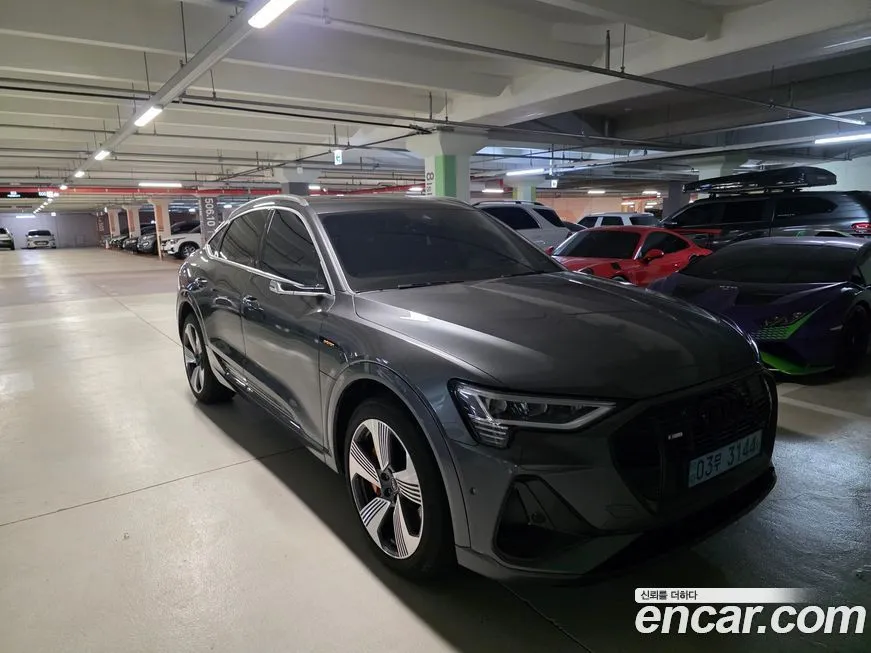 Audi e-tron