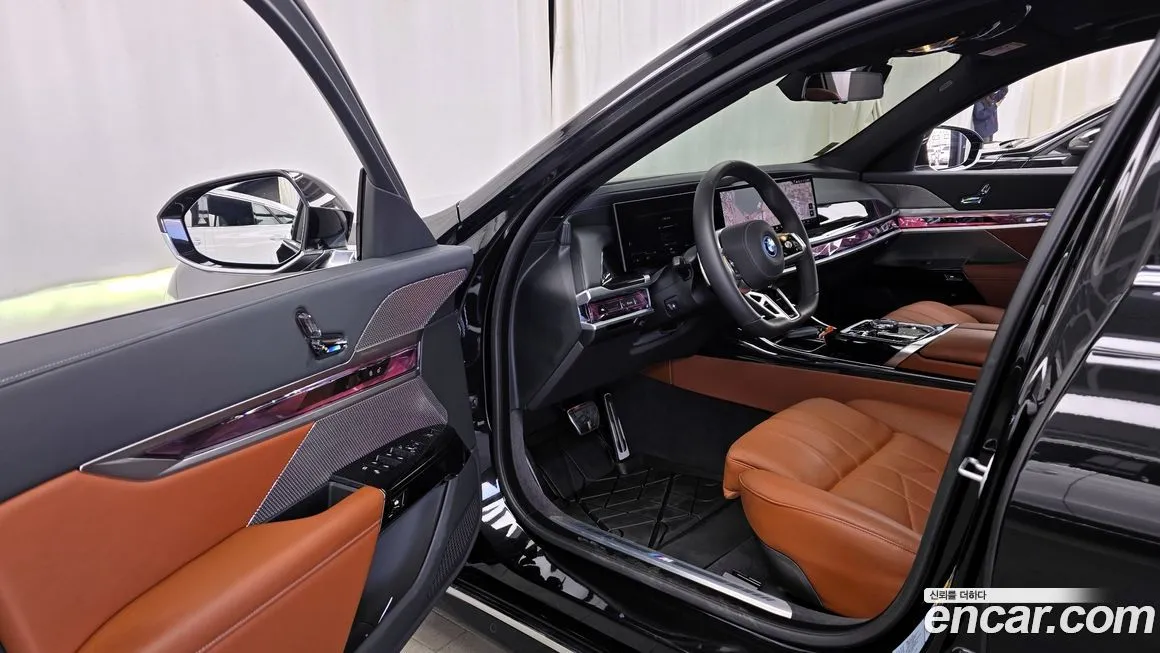 BMW i7 2025 из KR, фото 3