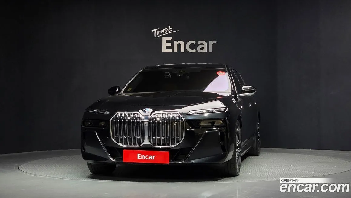 BMW i7 2025 из KR, фото 2