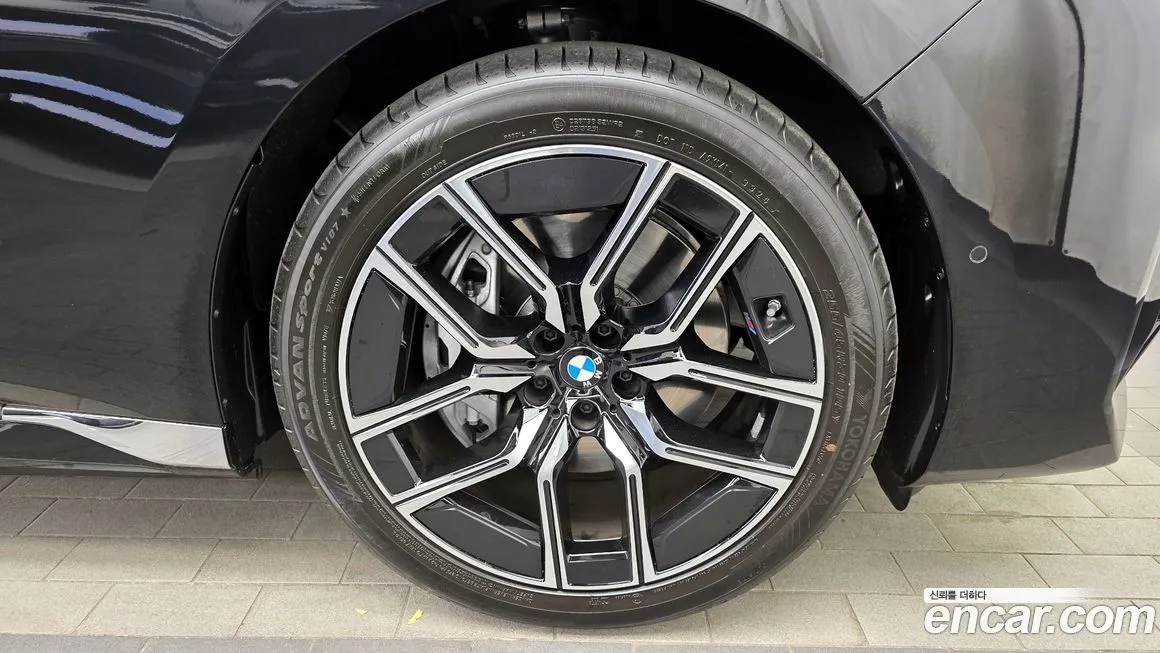 BMW i7 2025 из KR, фото 4