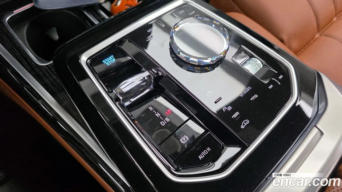 BMW i7 2025 из KR, фото 9