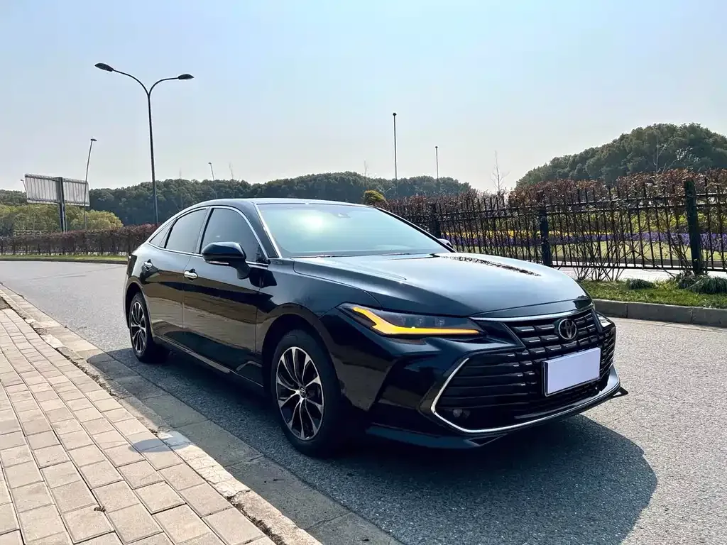 Toyota Avalon 2023 из CN, фото 7