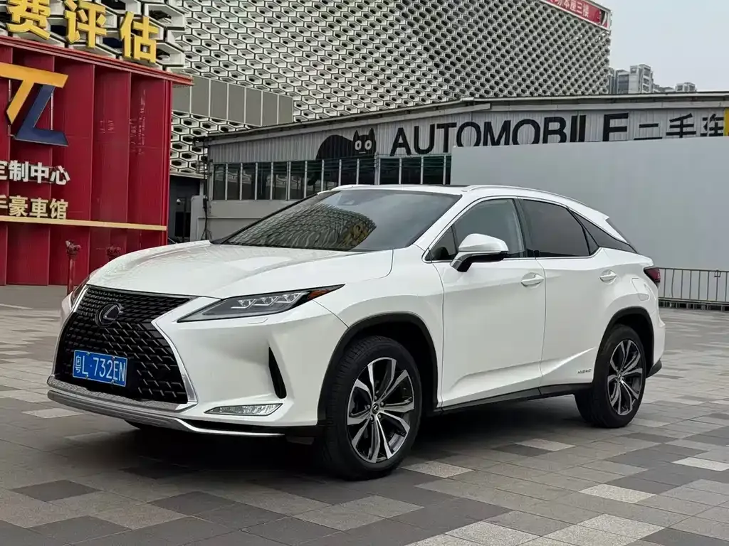 Lexus RX — фото 7