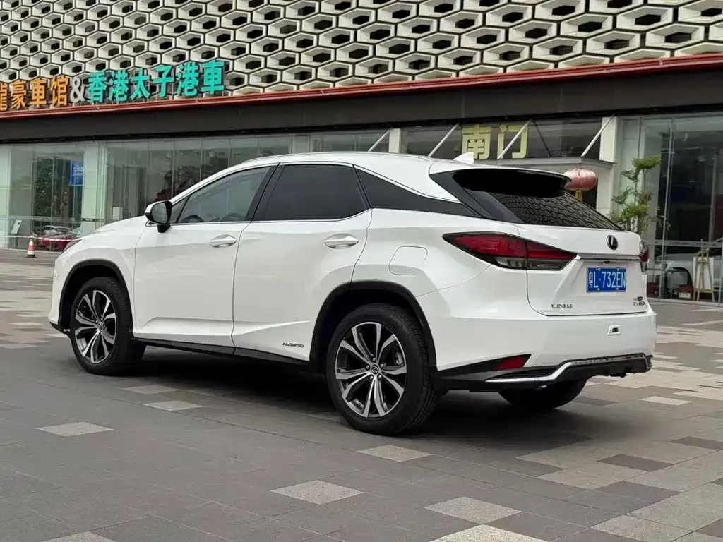 Lexus RX — фото 10