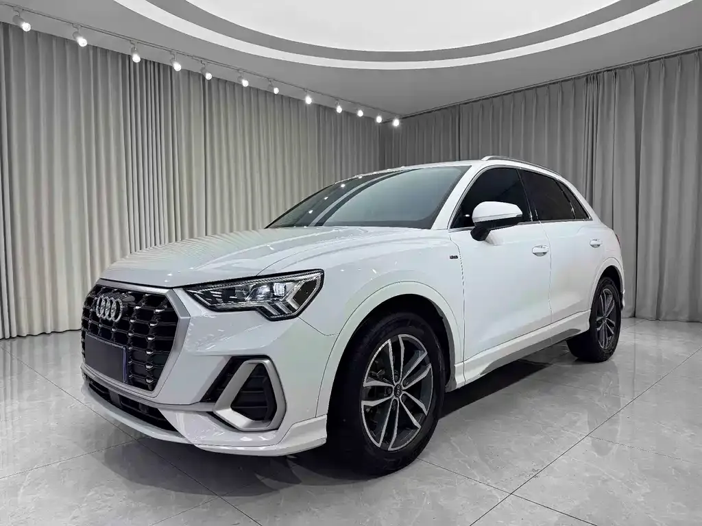 Audi Q3 2022 из CN, фото 1
