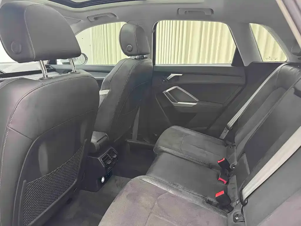 Audi Q3 2022 из CN, фото 6
