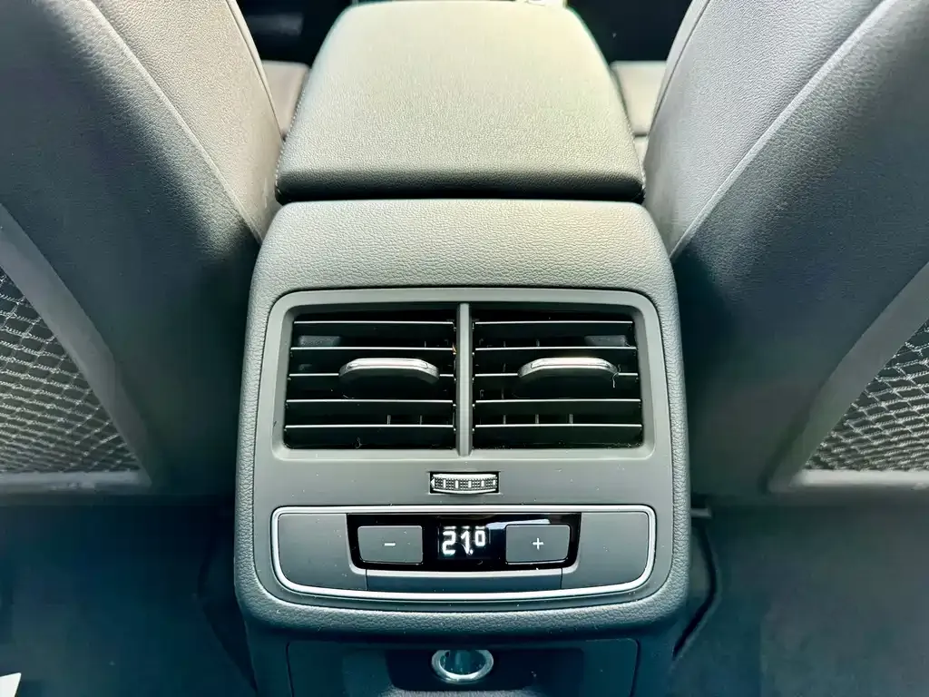 Audi A5 (Import) — фото 5