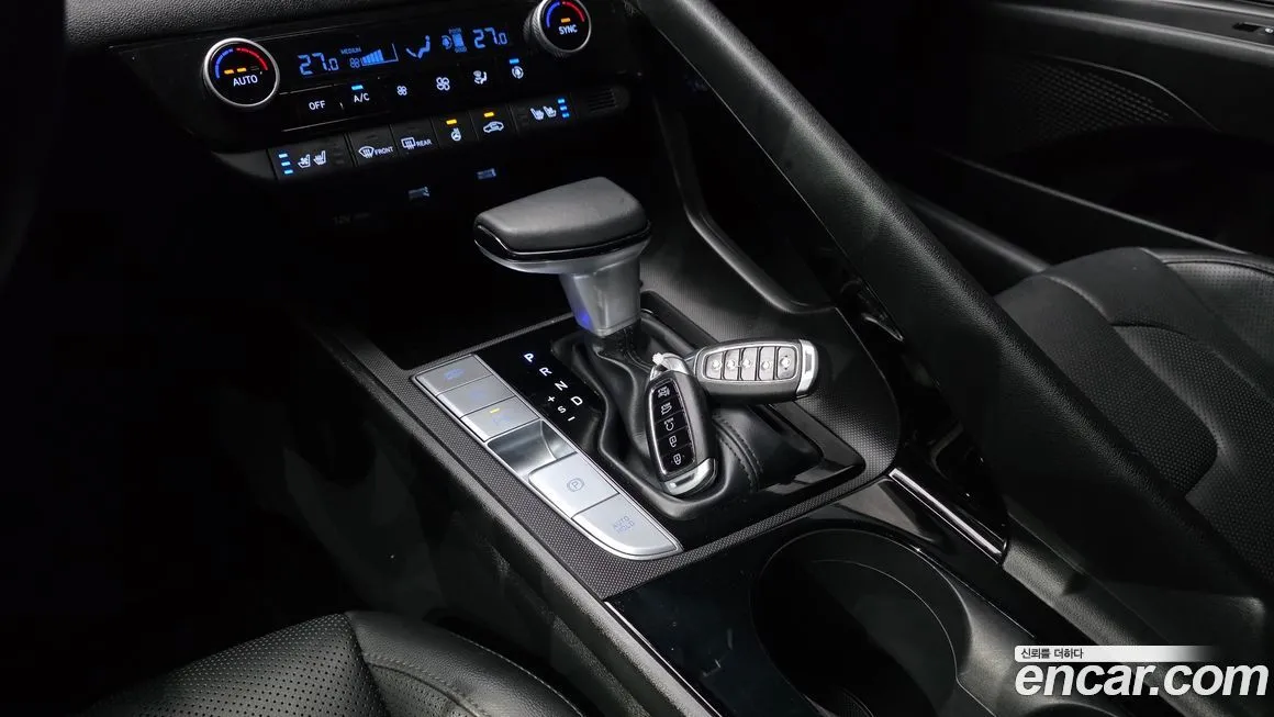 Hyundai AVANTE — фото 3