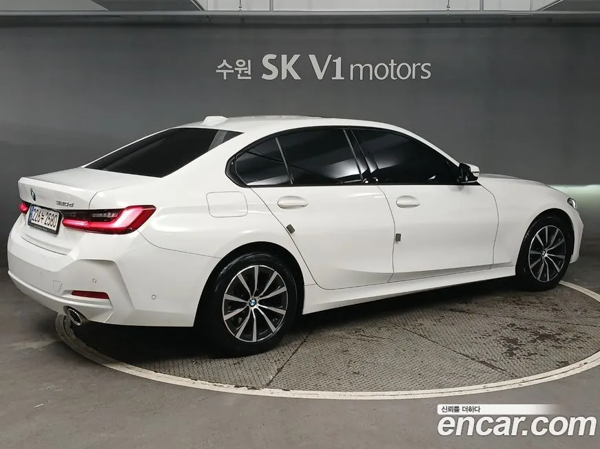 BMW 3-Series 2023 из KR, фото 7