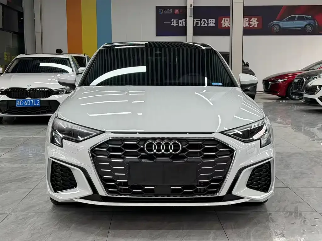 Audi A3 2023 из CN, фото 8