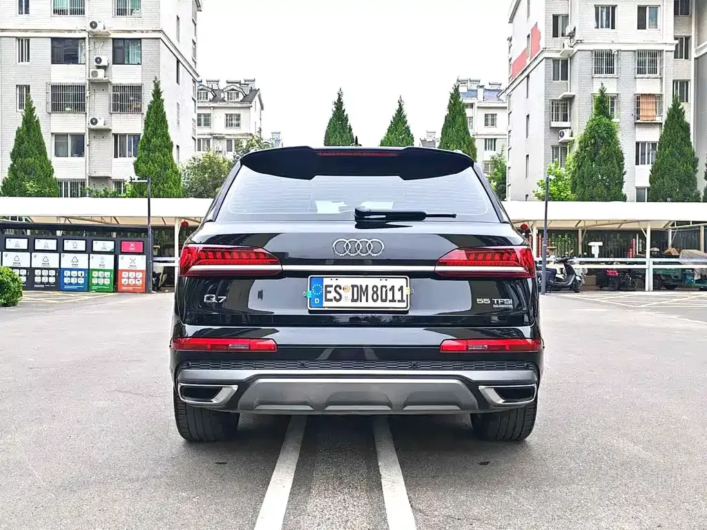 Audi Q7 — фото 4