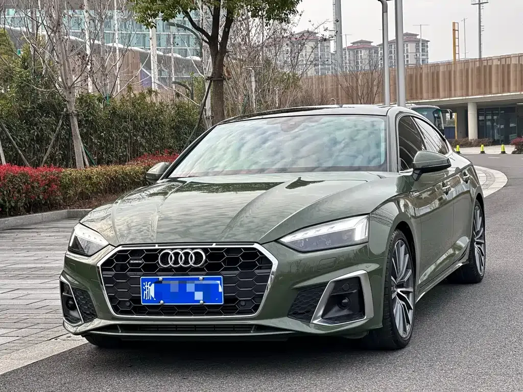 Audi A5 (Import) 2023 из CN, фото 1