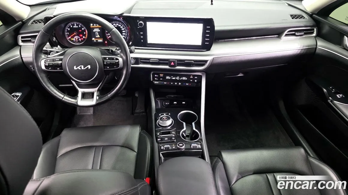 Kia K5 — фото 8