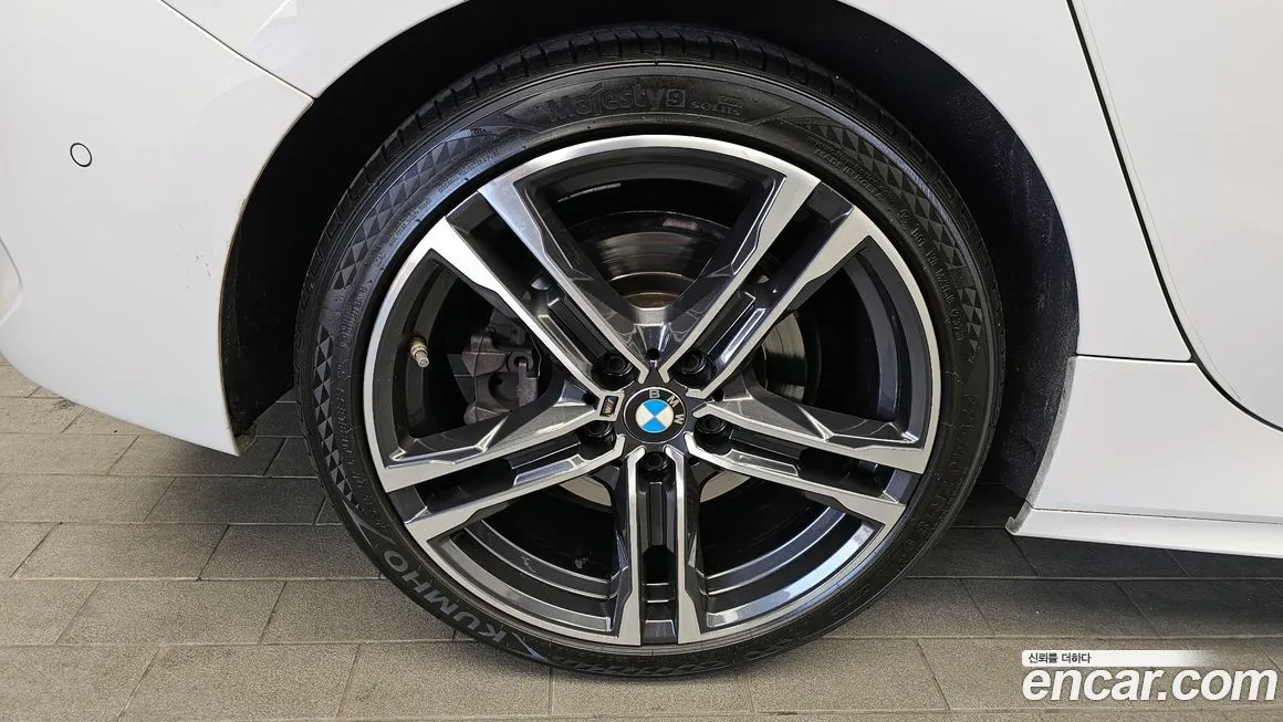 BMW 1-Series — фото 10