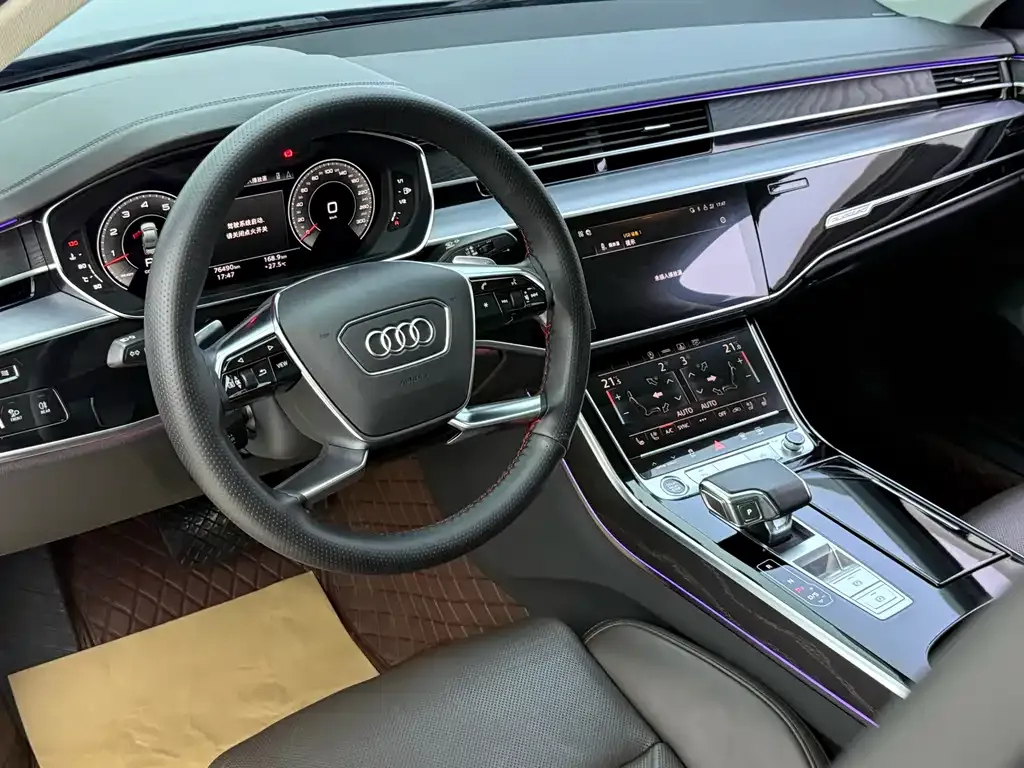 Audi A8 — фото 10
