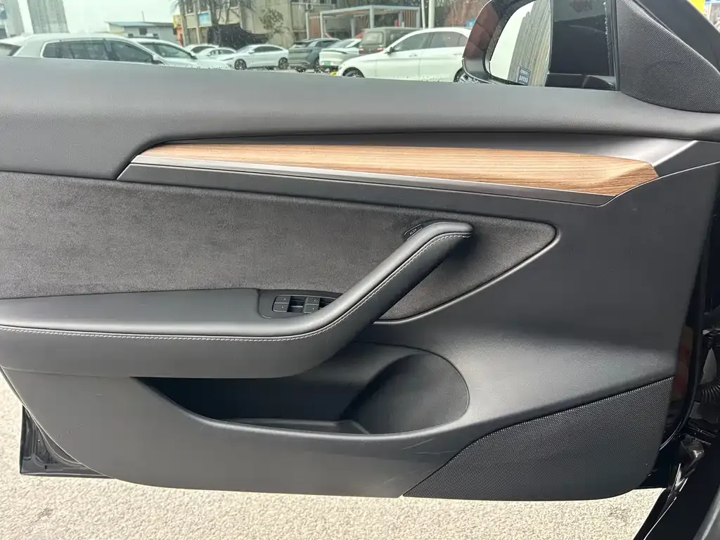 Tesla Model 3 2022 из CN, фото 2